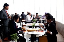 lunch-time-2